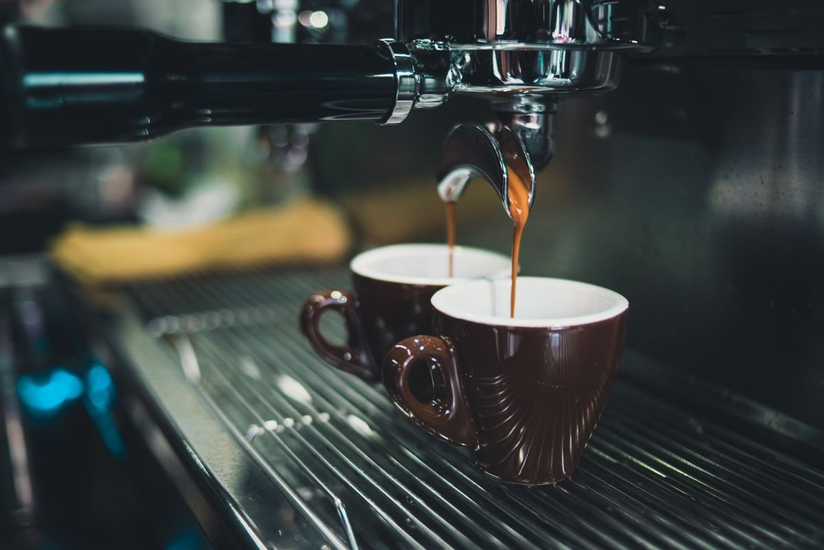 Machine espresso en action
